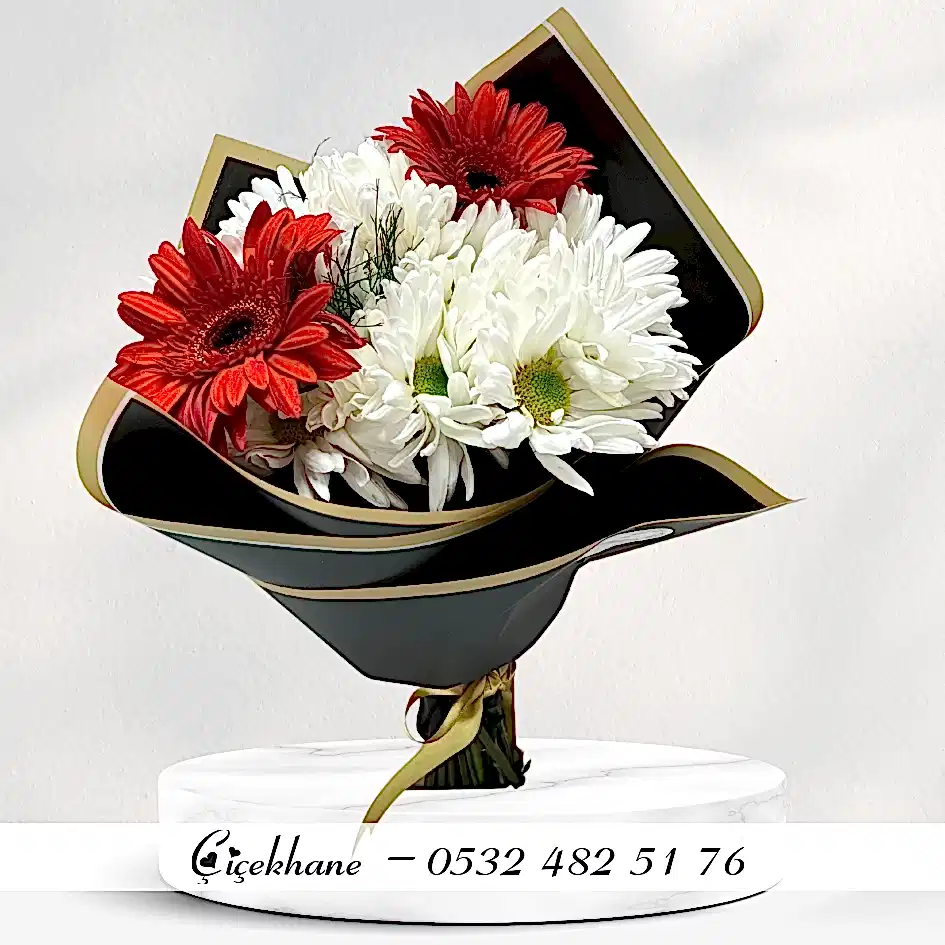 Beyaz Papatya Ve Kırmızı Gerbera Buketi